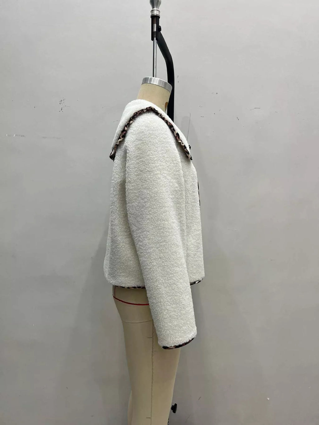 Leopard Trim Contrast Collar Sherpa Jacket
