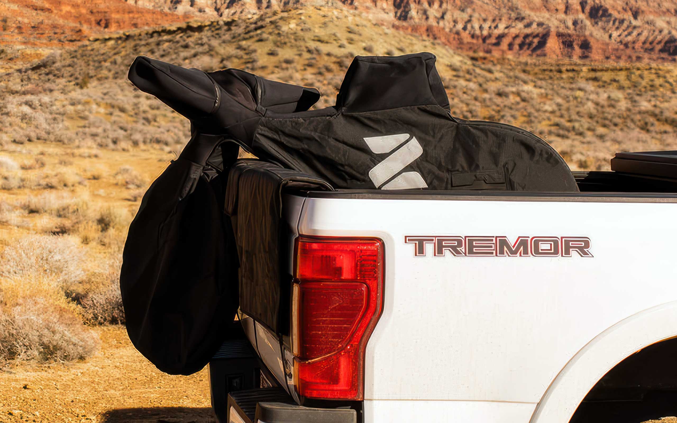 ZEAL® Pro Mountain & Fat Tire Bike Cover for Vehicle Rack Transport