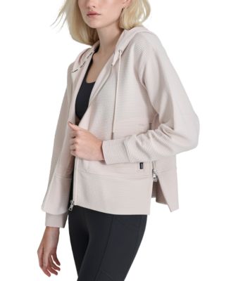 Macy's Ropa Deportiva de Mujer – Unidades en el palet 623- Precio Unitario$18.50 c/u