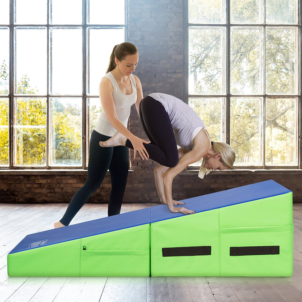 Folding Wedge Exercise Gymnastics Mat with Handles