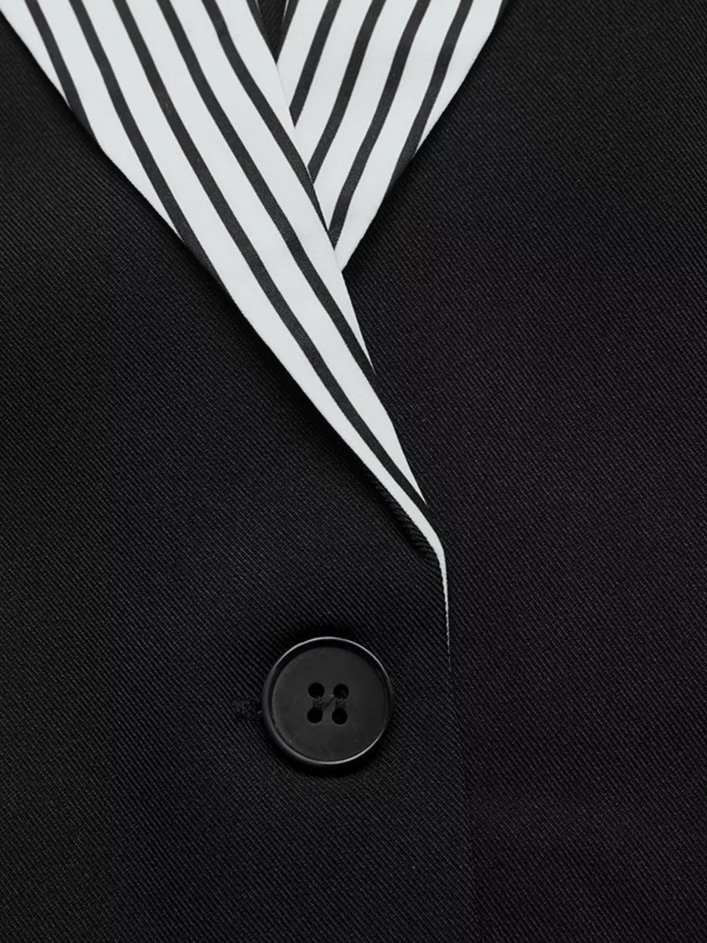 Contrast Striped Lapel Collar Blazer