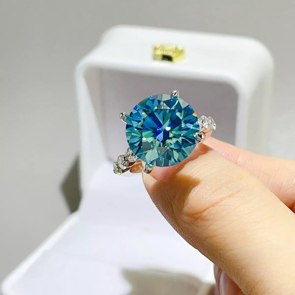 10 Carat 925 Sterling Silver Moissanite Ring