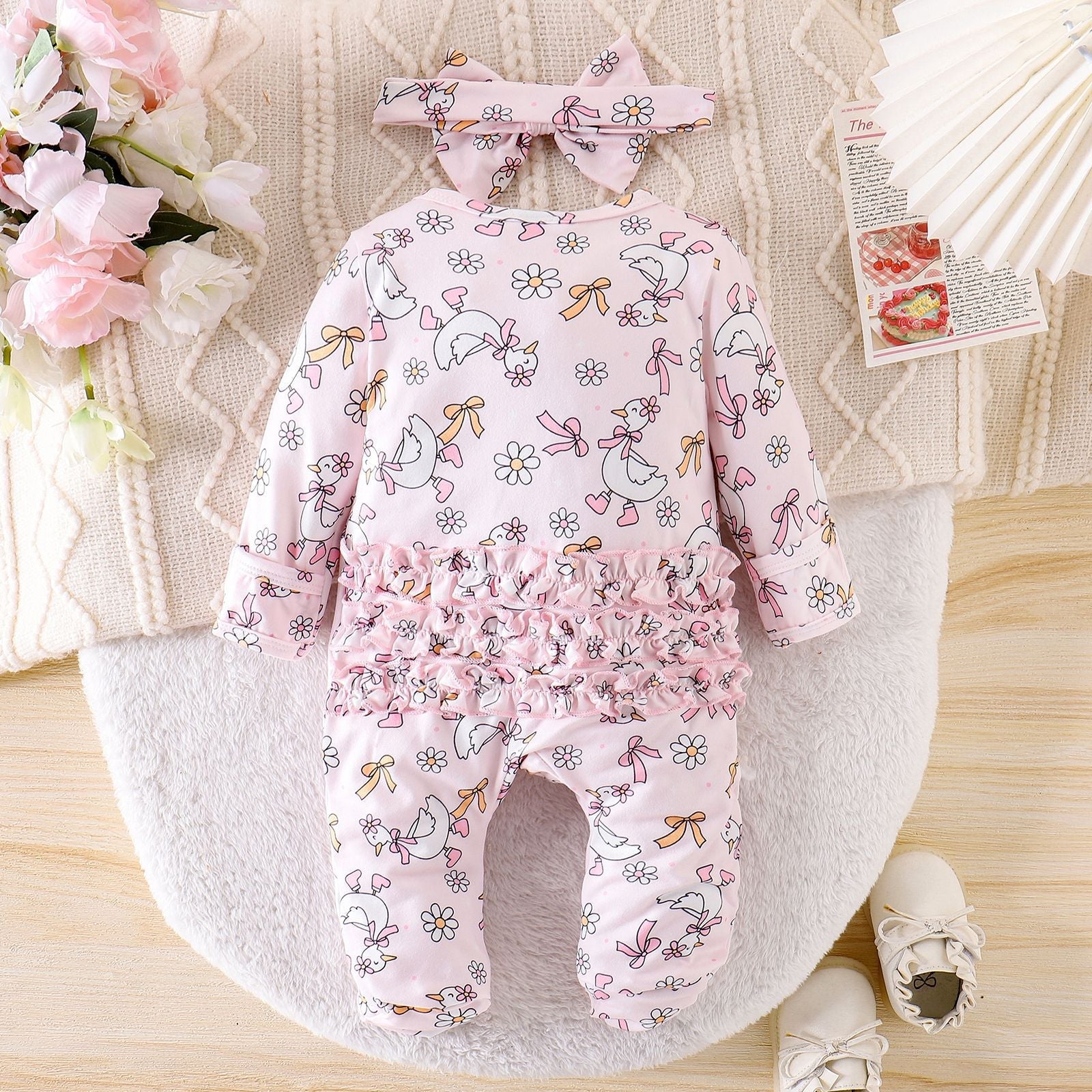 Cute Baby Girl Long-sleeve Bodysuit With A Little Duck Print