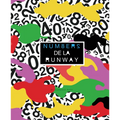 Num8ers de la Runway: Fashionable Counting in English and French - Hardcover