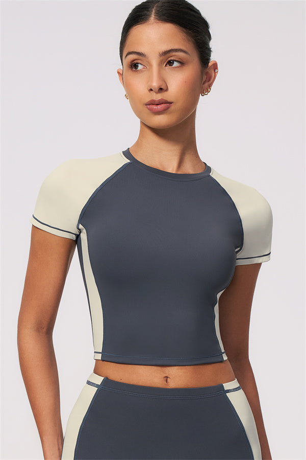 The Sandstone T-shirt Leggings 2-Piece Set