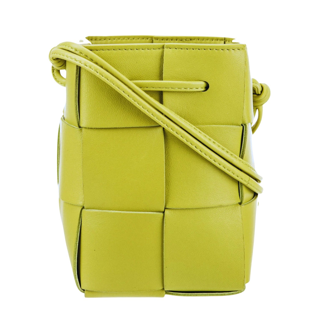 Chic Woven Mini Crossbody Bucket Bag – Lightweight Shoulder Handbag