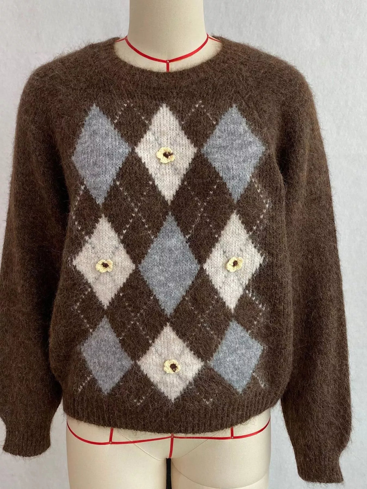 Argyle Pattern Raglan Sleeve Sweater