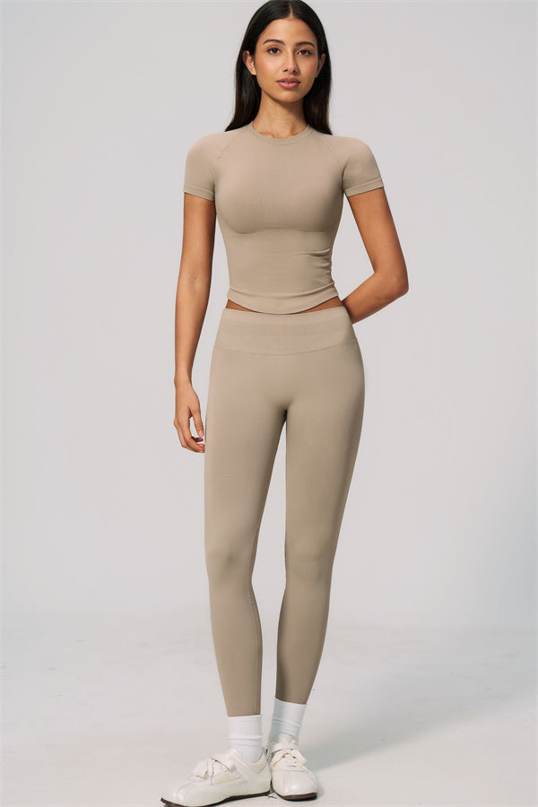 The Velvetine T-shirt Leggings 2-Piece Set