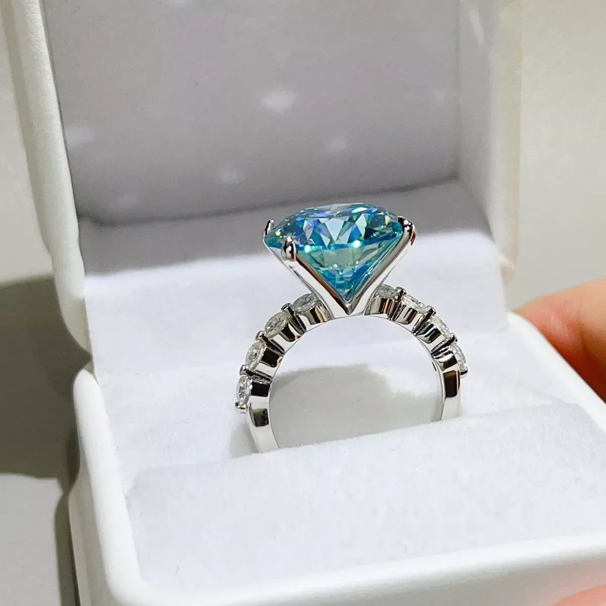 10 Carat 925 Sterling Silver Moissanite Ring