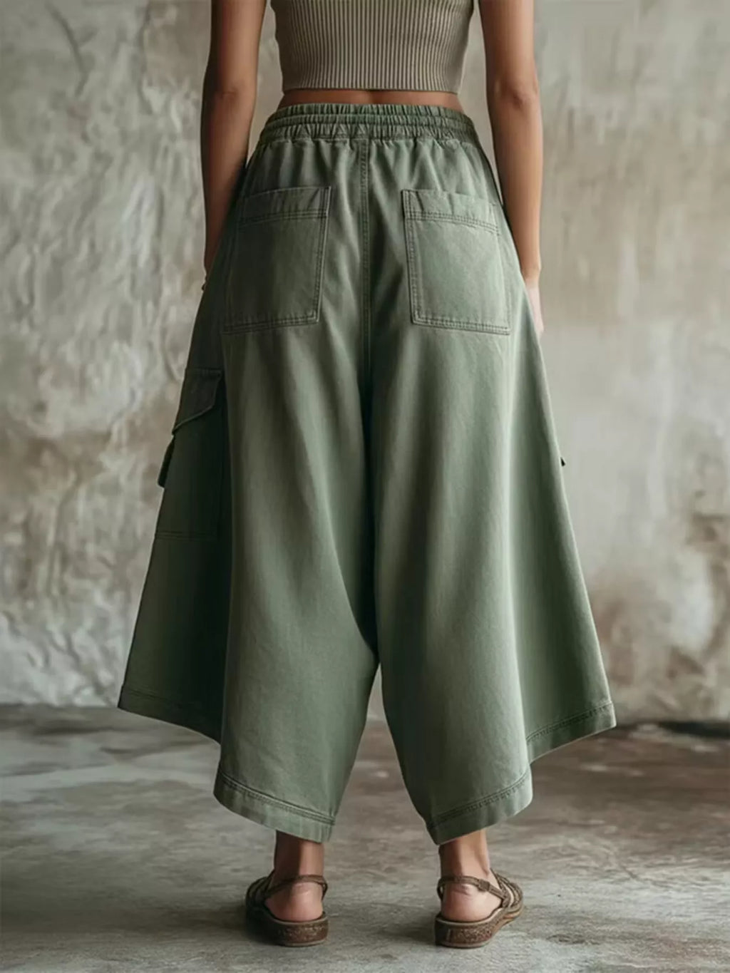 High-Waisted Cargo Wide-Leg Cropped Pants