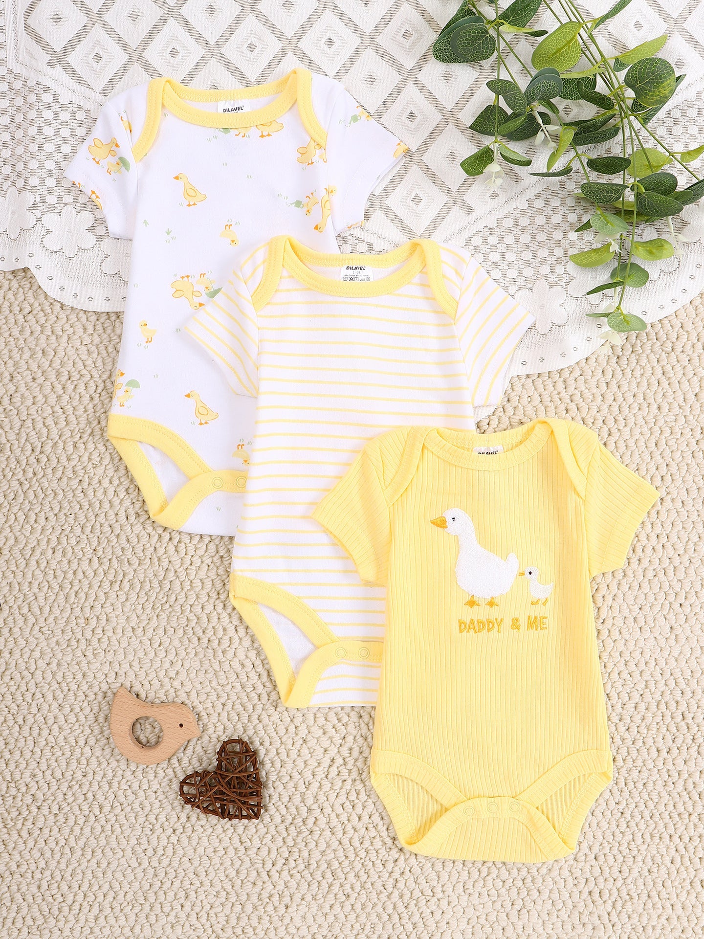 Infant And Toddler Cartoon Embroidered Romper Set Newborn Three-Piece Kit