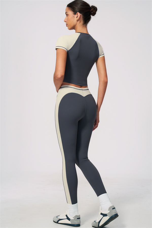 The Sandstone T-shirt Leggings 2-Piece Set
