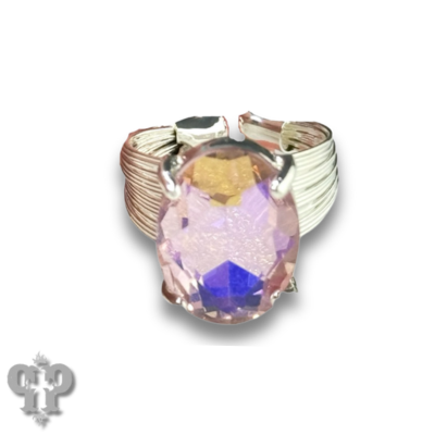 Oval rhinestone ring