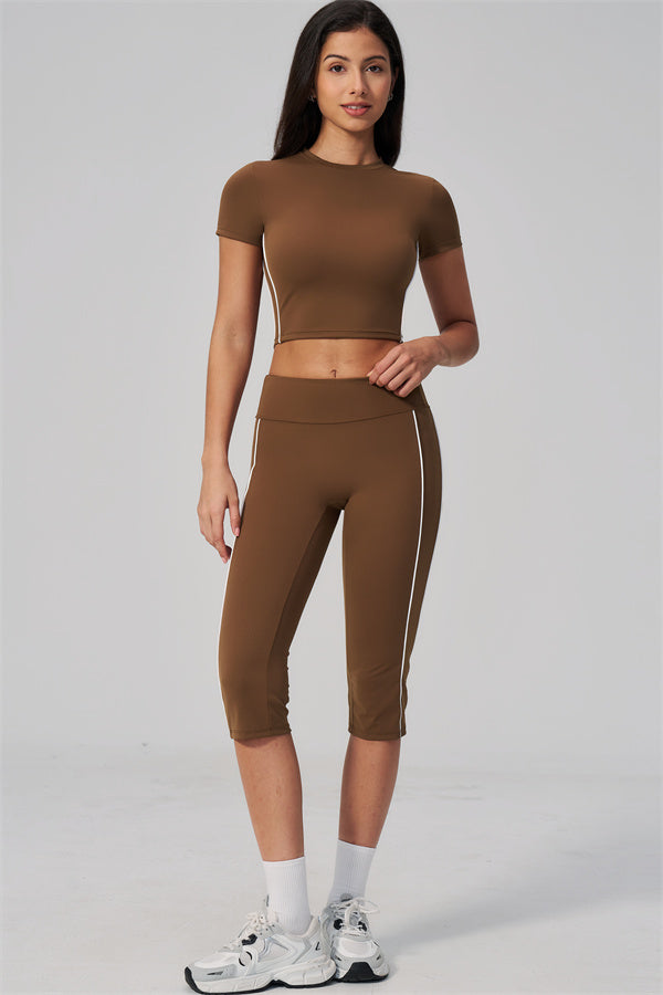 The Breathe T-shirt Capri Leggings 2-Piece Set