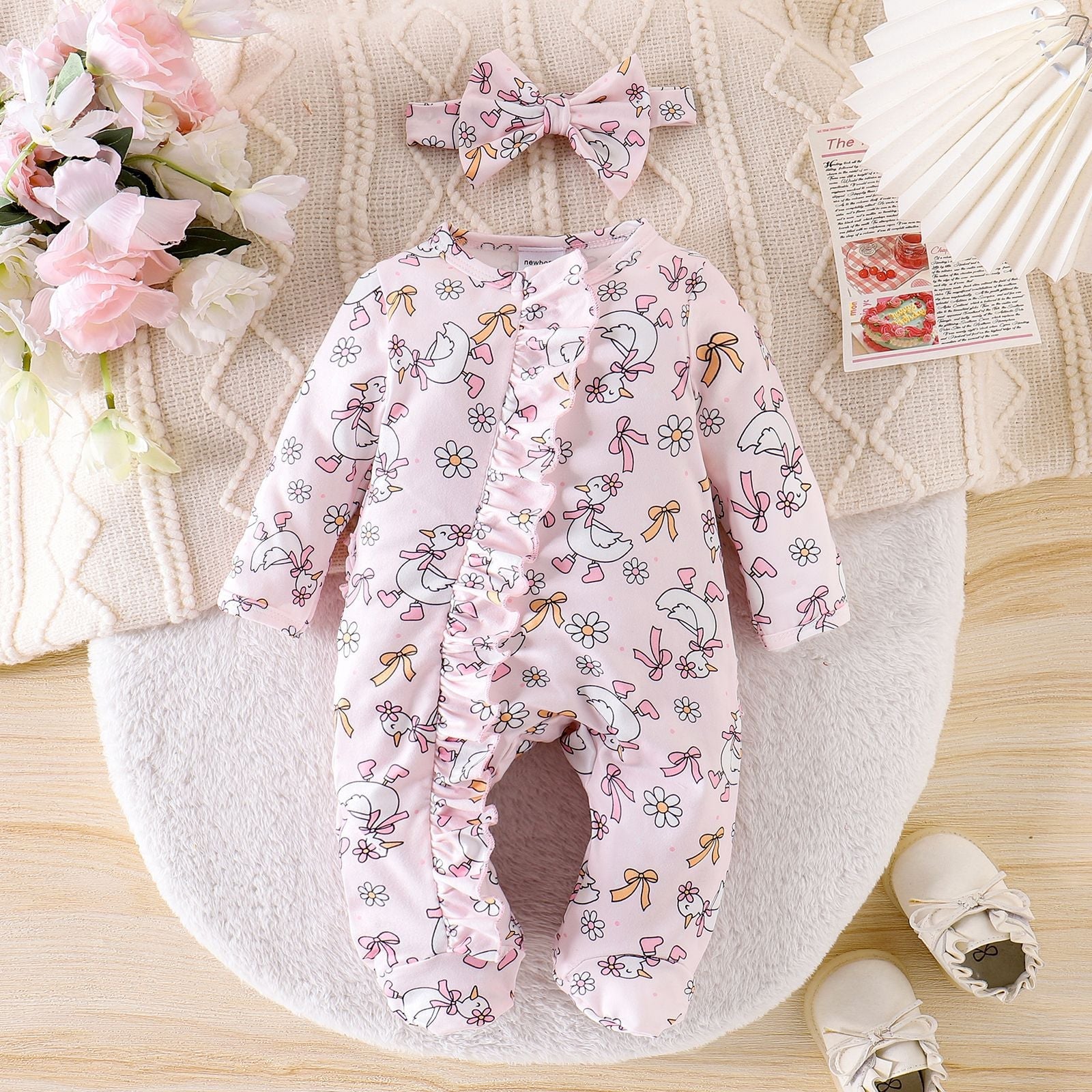 Cute Baby Girl Long-sleeve Bodysuit With A Little Duck Print