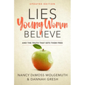 Lies Young Women Believe: And the Truth That Sets Them Free - Paperback