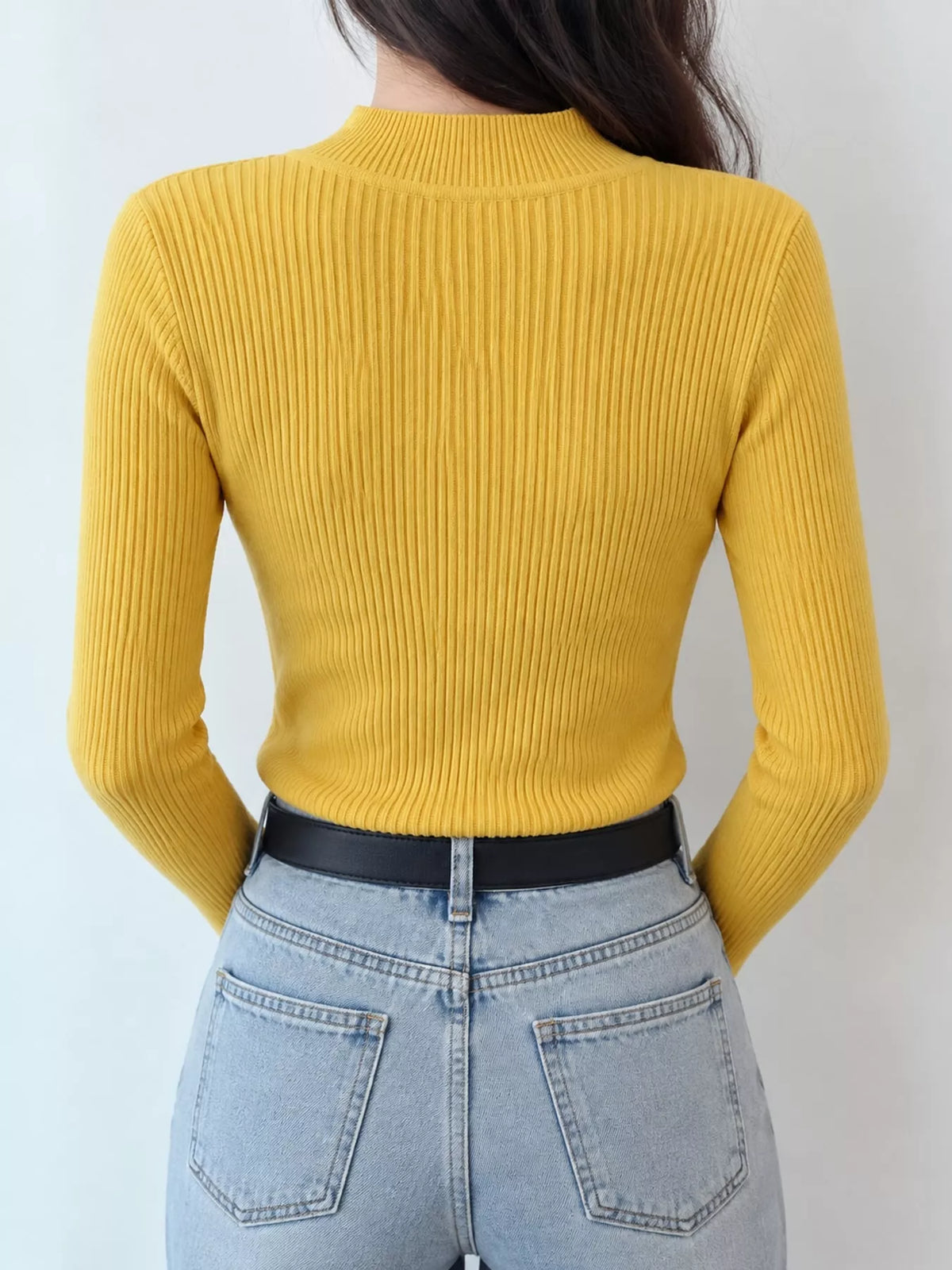 Elegant Slim-Fit Ribbed Mock Neck Knit Top