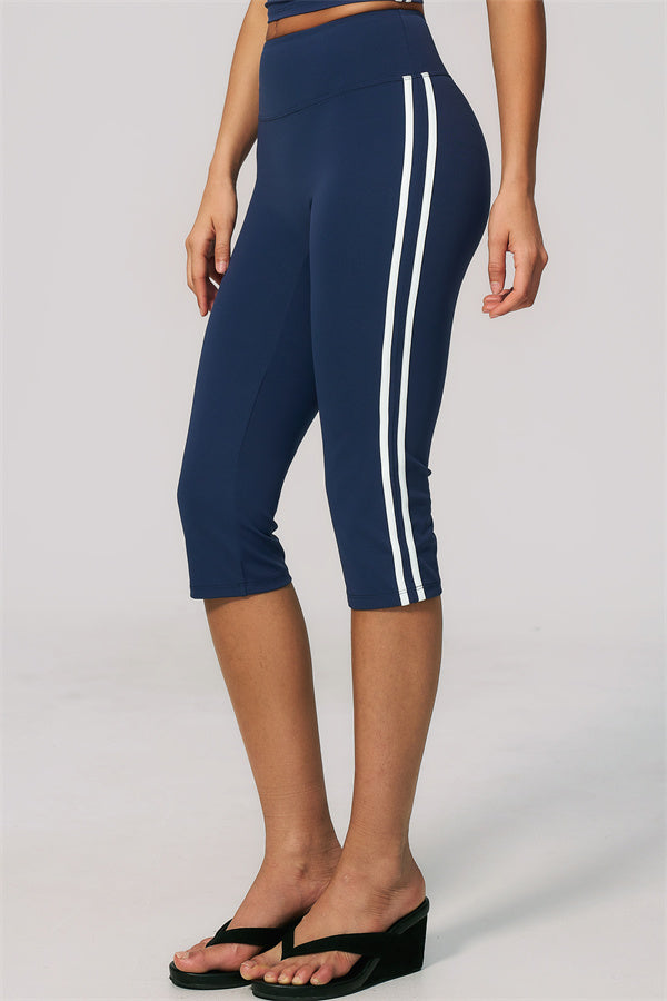 The Onyx Tank Top Capri Leggings 2-Piece Set