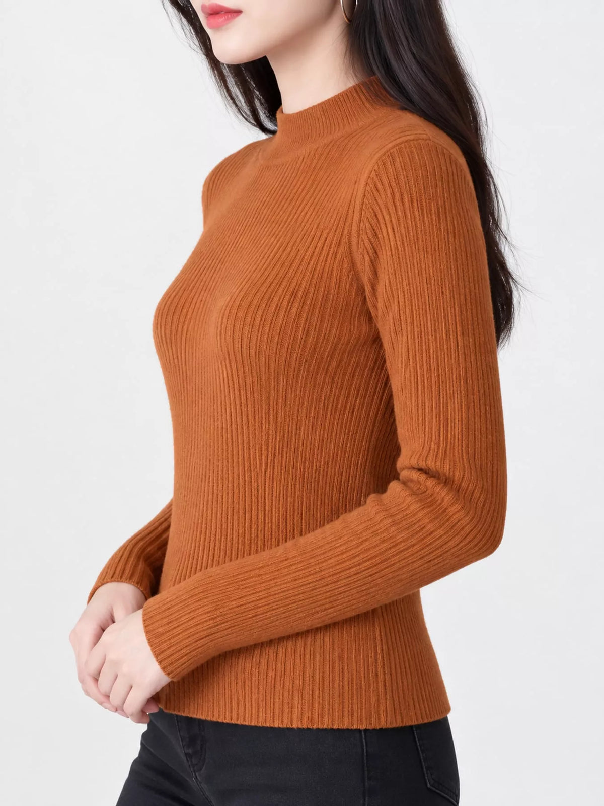 Elegant Slim-Fit Ribbed Mock Neck Knit Top