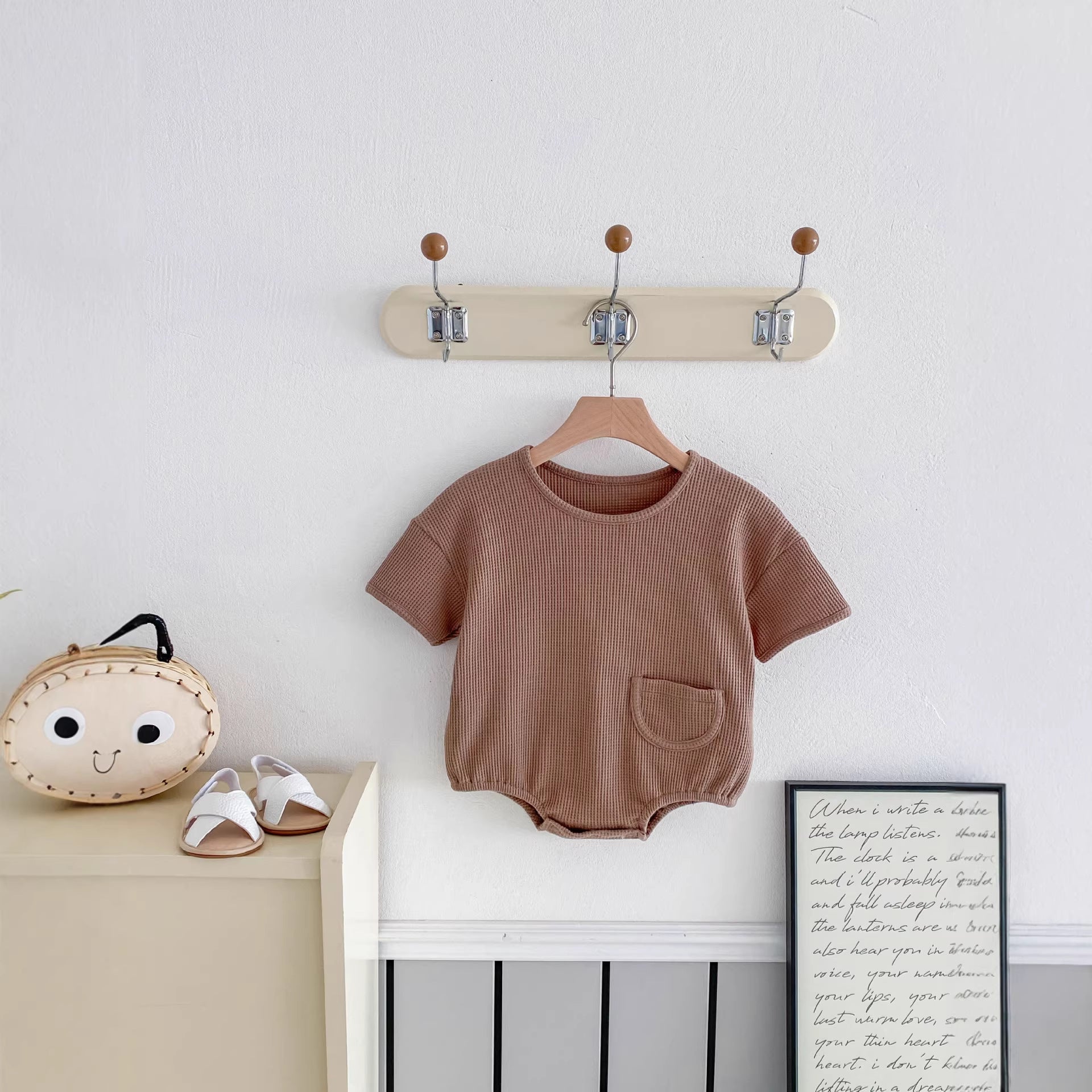 Babys Simple And Comfortable Waffle-knit Short-sleeve Onesie