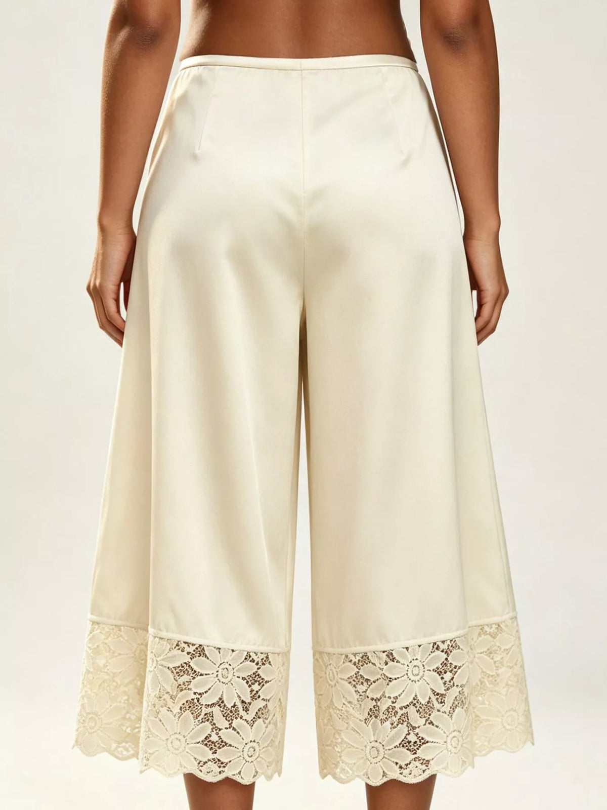 Lace Trim Wide-Leg Cropped Pants