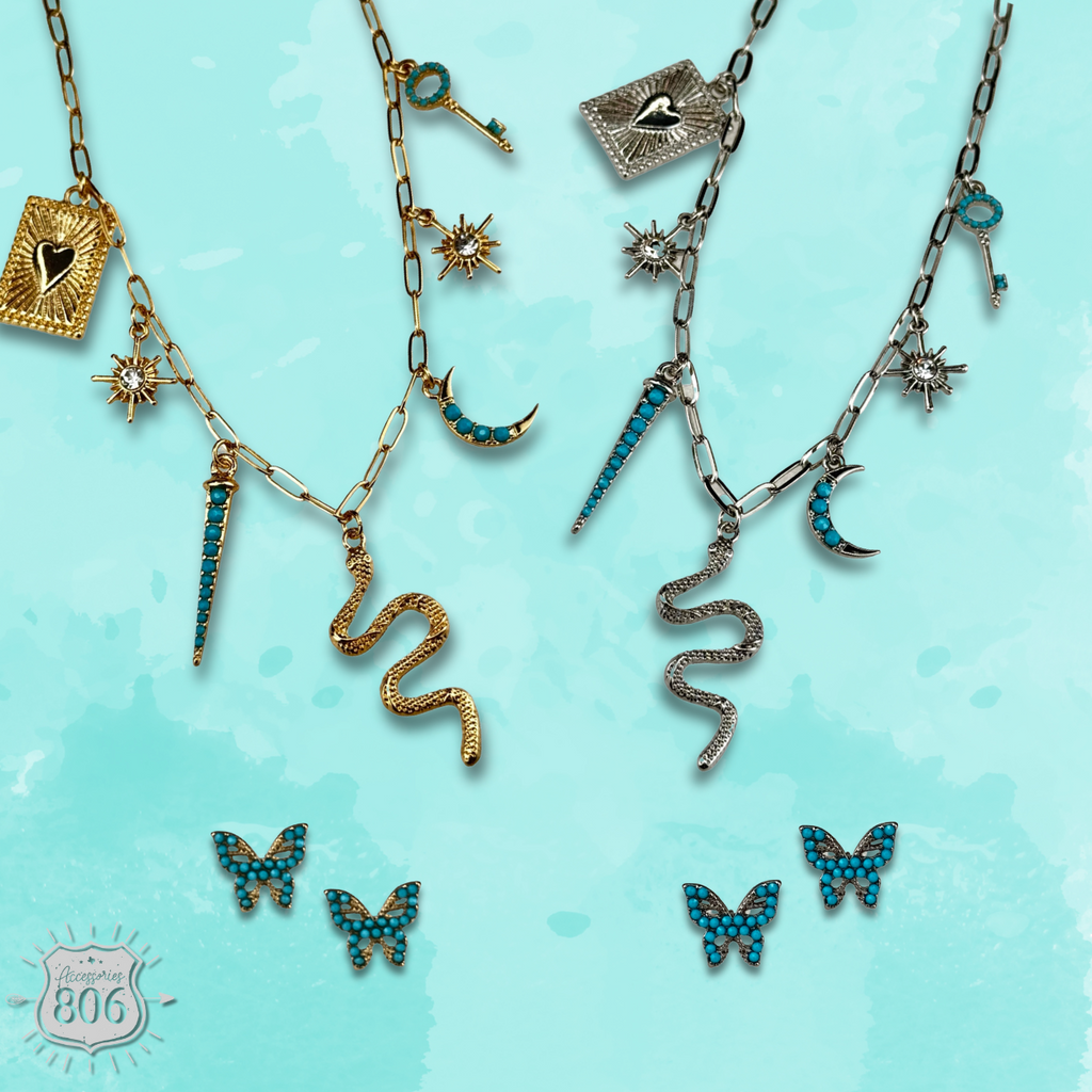 Western charm necklace set