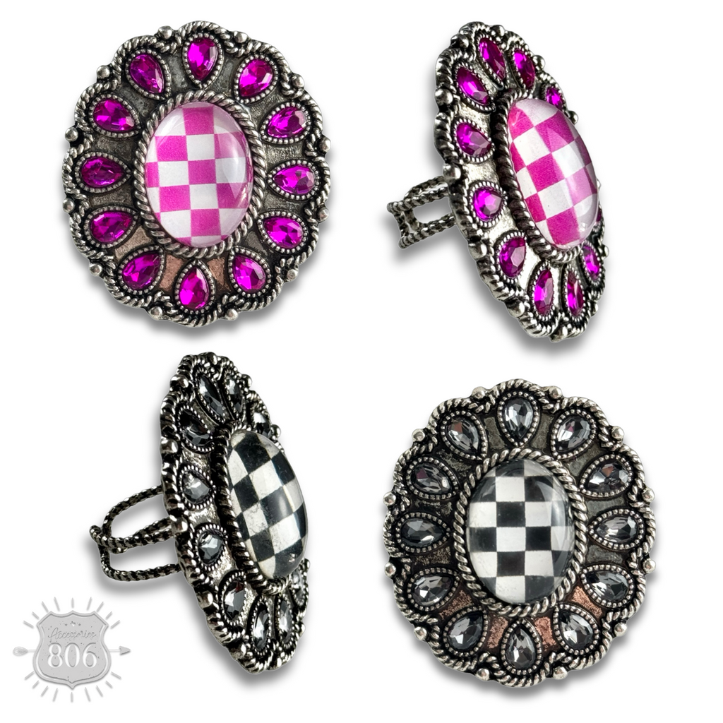 Western oval rhinestone ring with checkerboard inlay