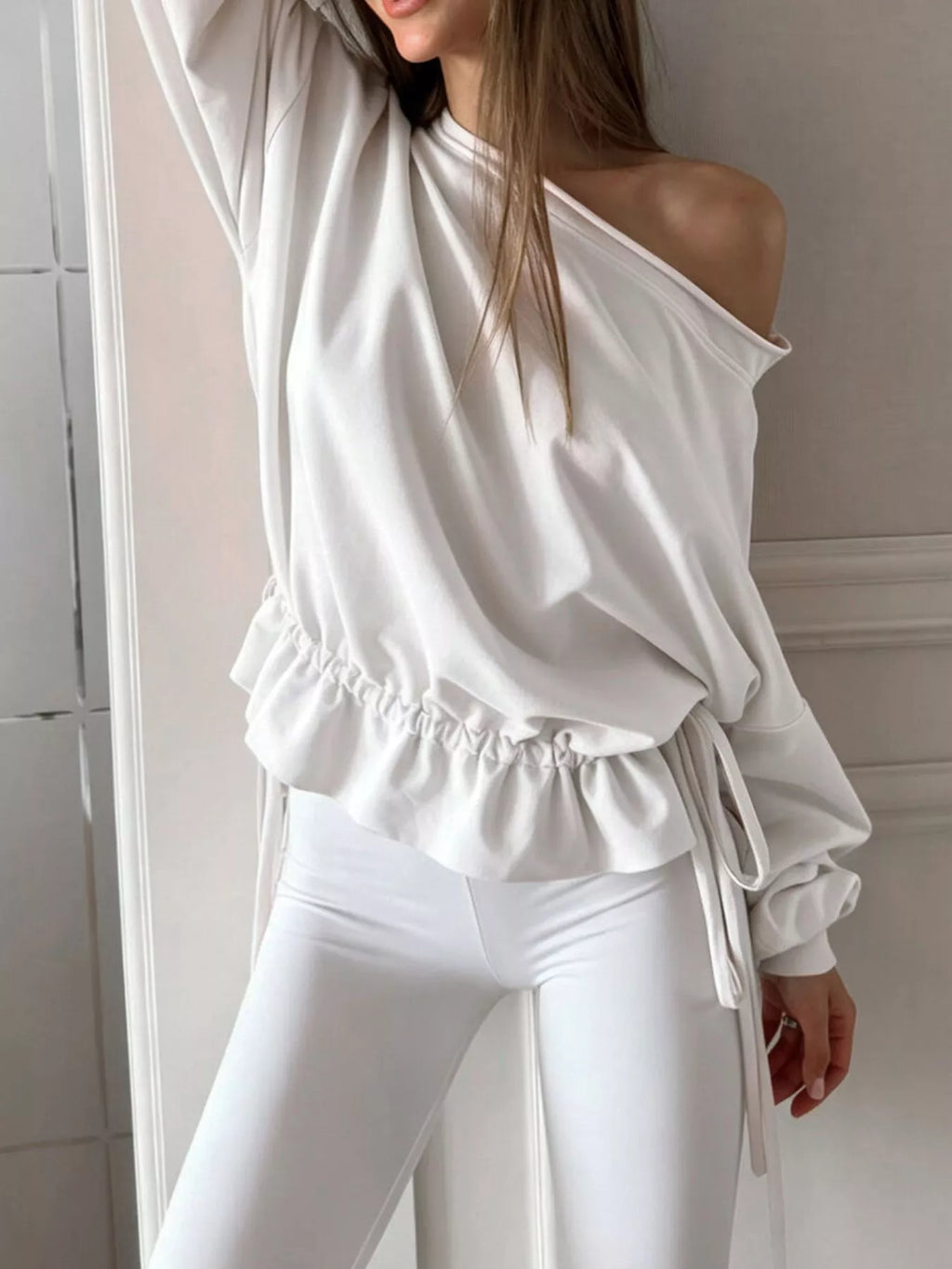 Ruffled Hem One Shoulder Sweatshirt