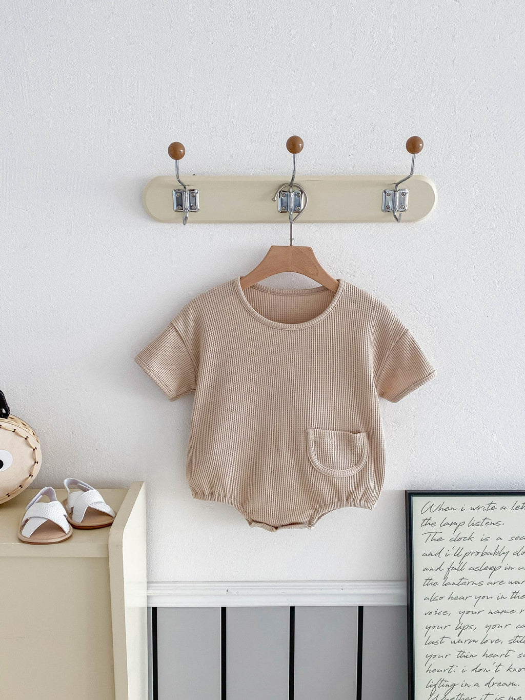 Babys Simple And Comfortable Waffle-knit Short-sleeve Onesie