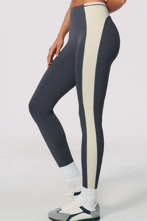 The Sandstone T-shirt Leggings 2-Piece Set