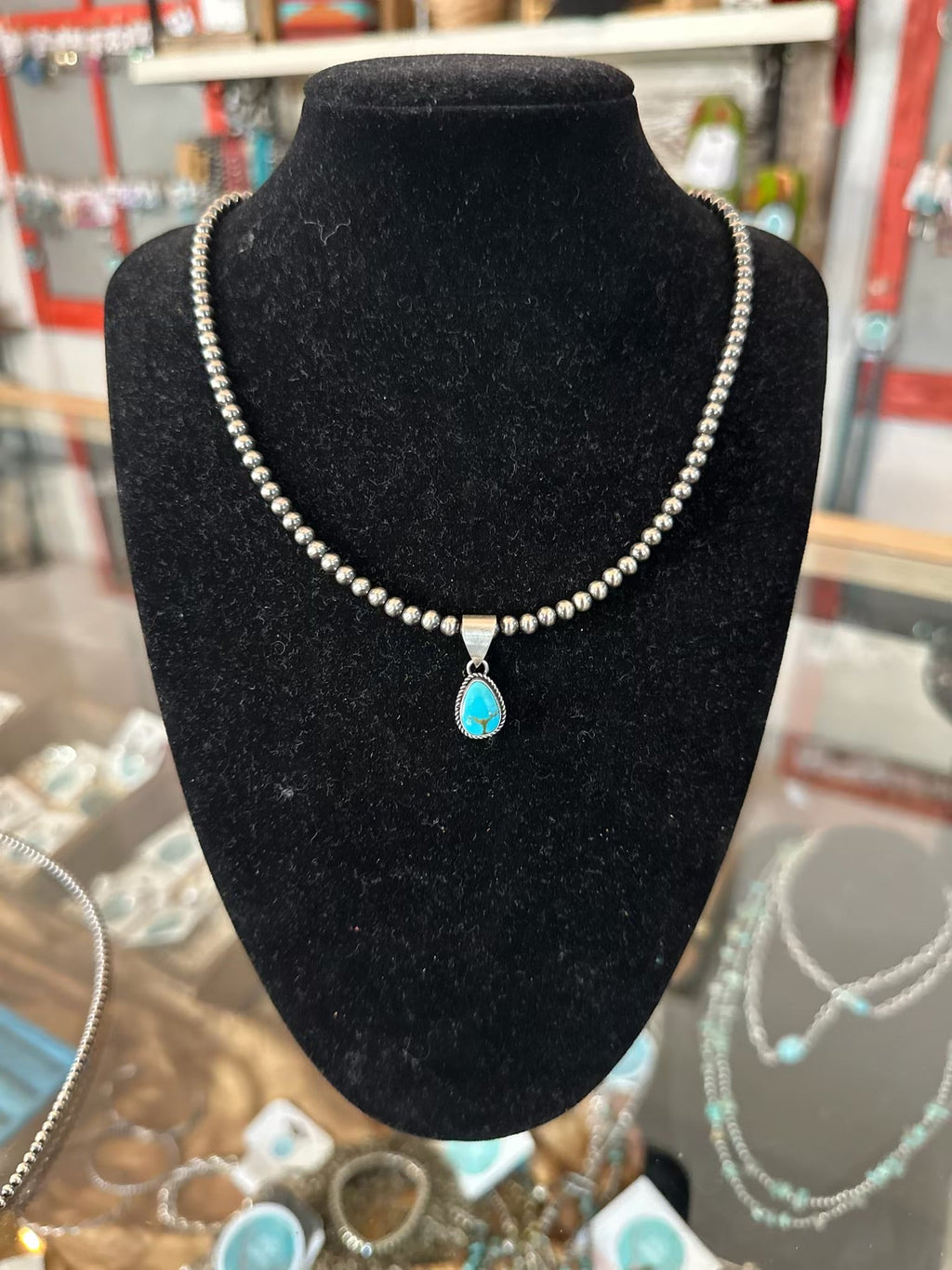 Jackie O Navajo Pearls