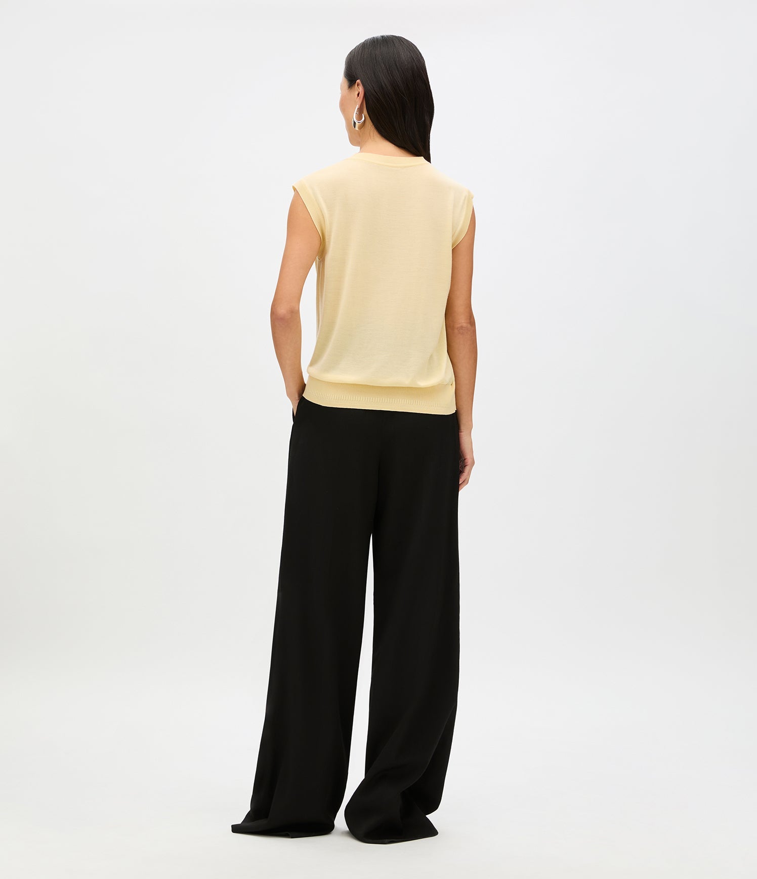 Featherweight Shell | Butter