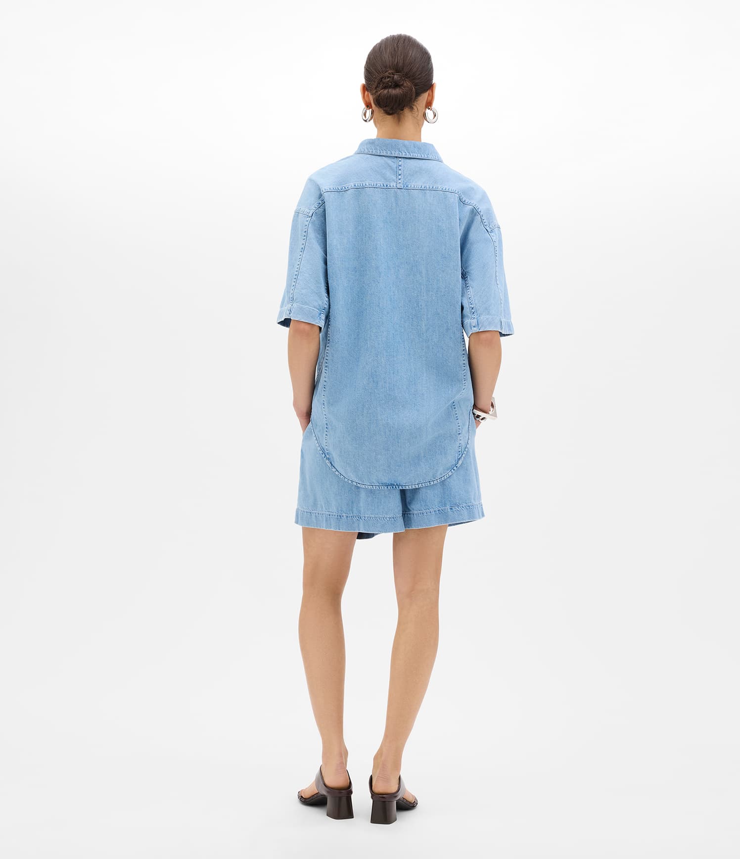 Chambray Short Sleeve Shirt | Light Blue Wash