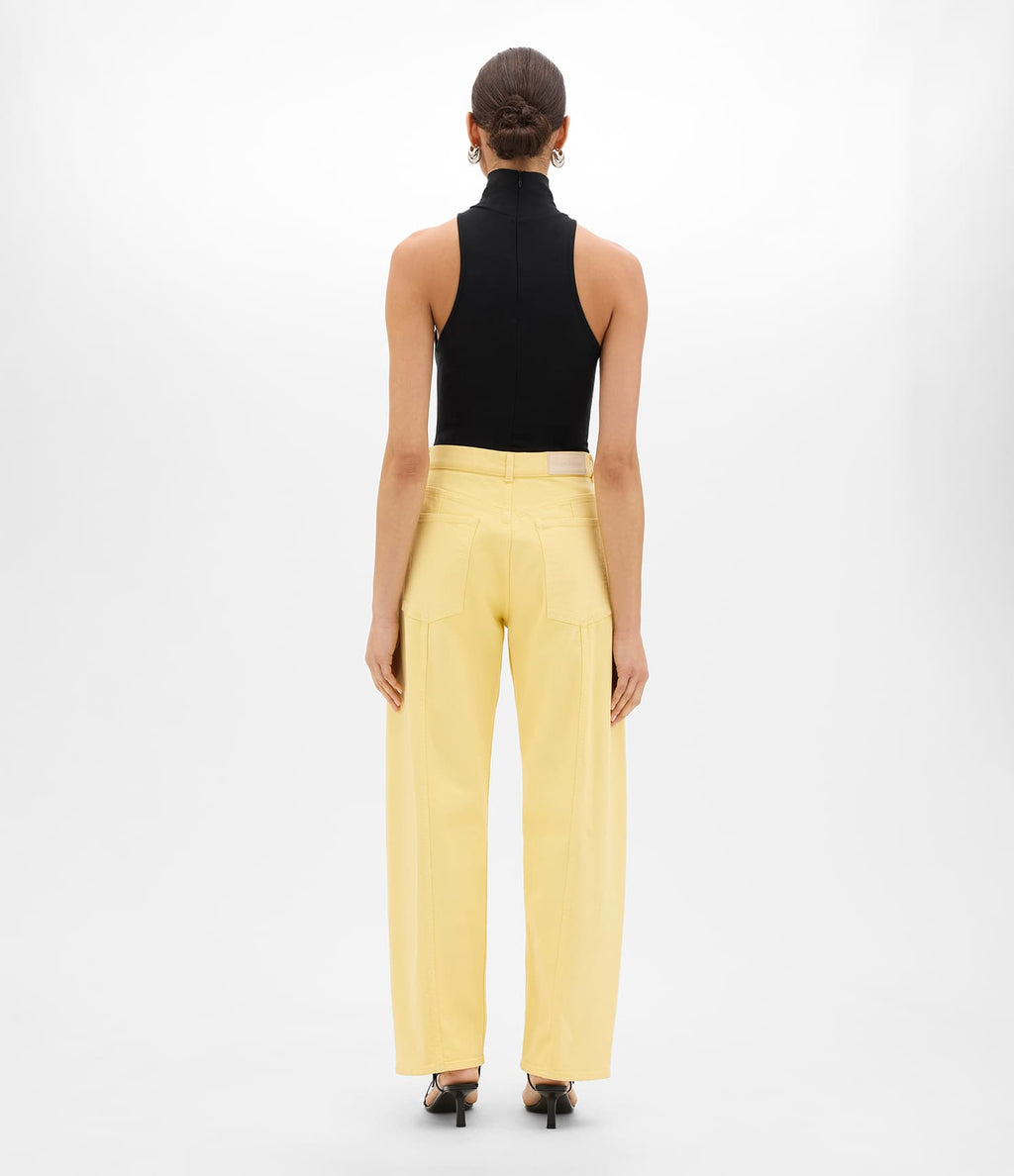 Curved Denim Pant | Daffodil