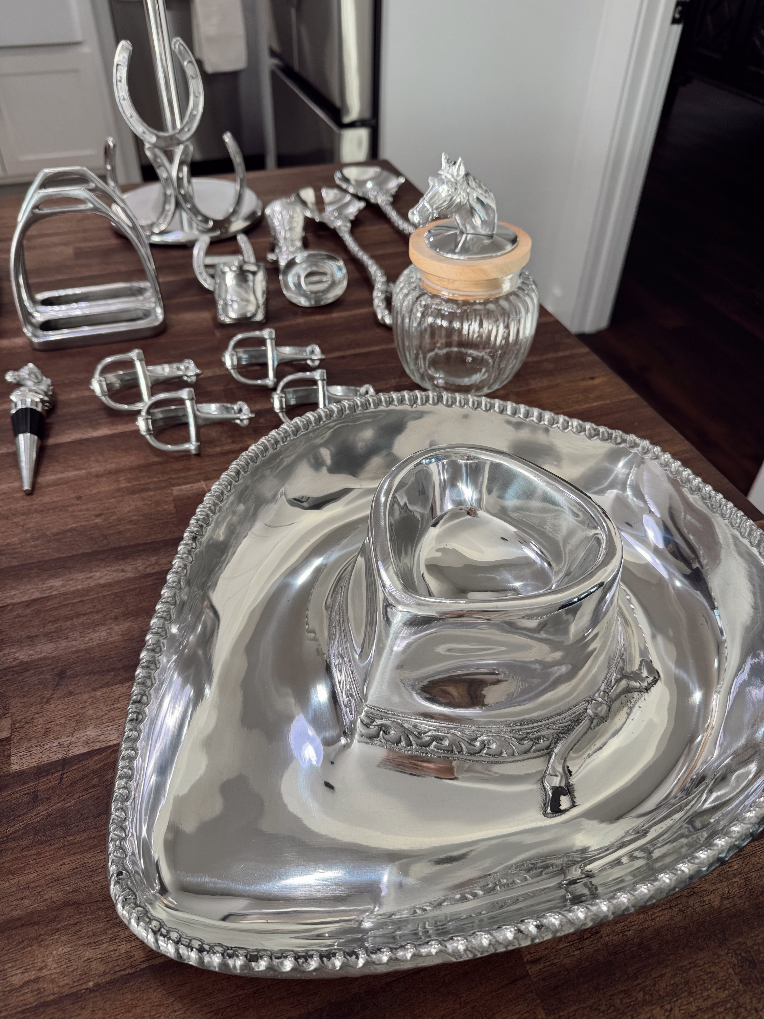 The Cowboy Hat Chip & Dip Platter PREORDER
