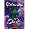 One Day at Horrorland (Classic Goosebumps #5): Volume 5 - Paperback