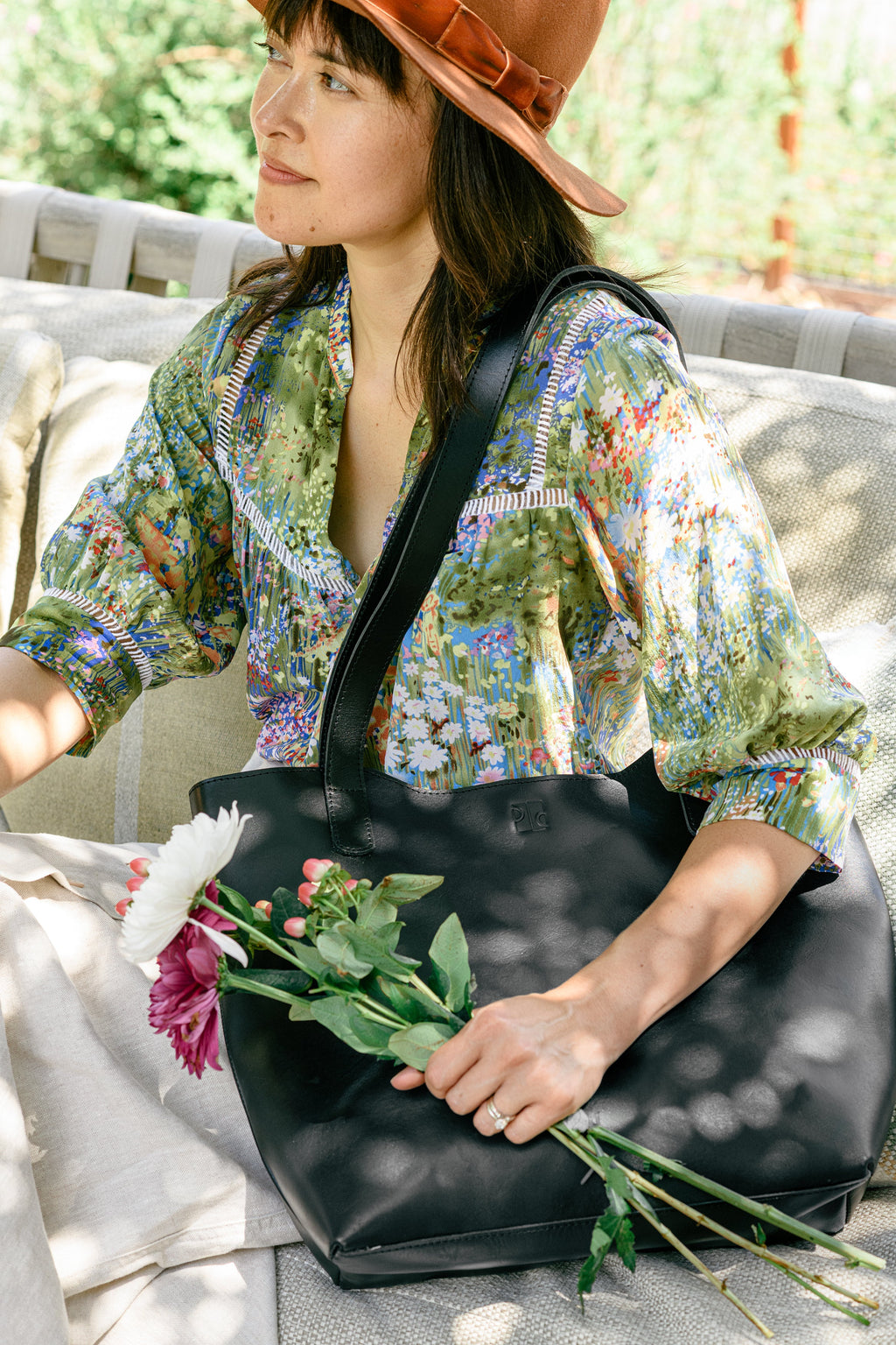 Large Wave Shoulder Bag