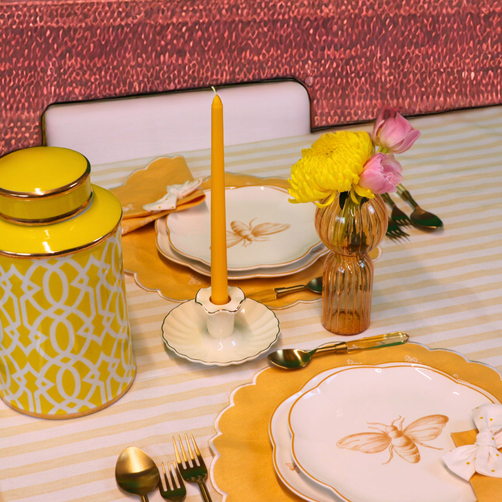 Bumble Voyage Scalloped Dinner Plate - Case of 12 Plates (+3 Bonus Plates)