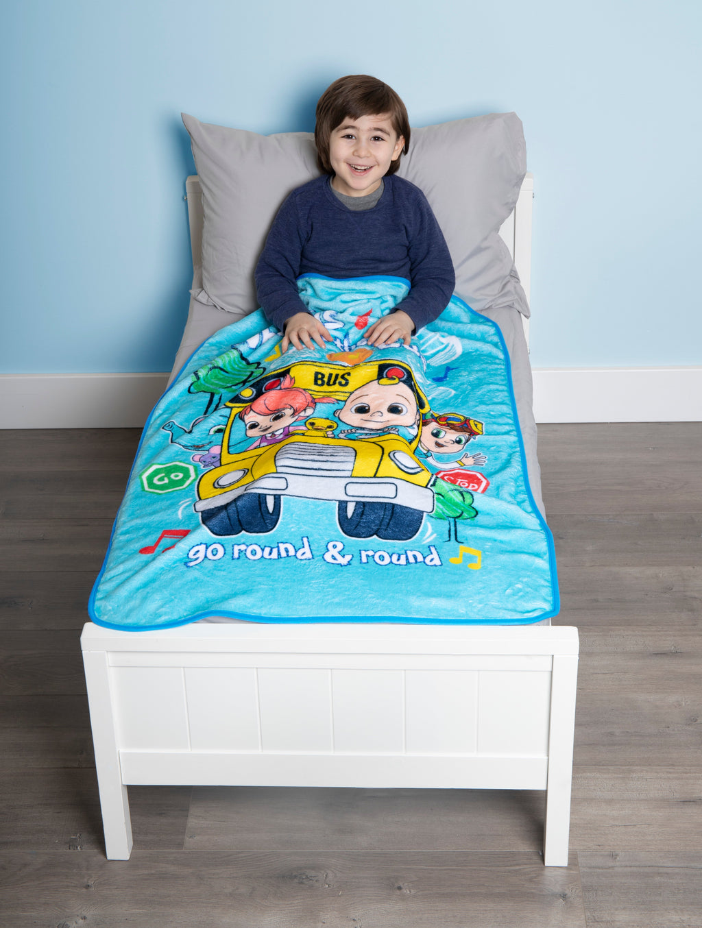 NoJo CoComelon Plush Musical Toddler Blanket  - Plays Wheels on the Bus