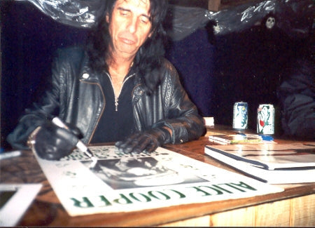 Alice Cooper Signed 3x Bloody Photo Graphics Strat Guitar ACOA