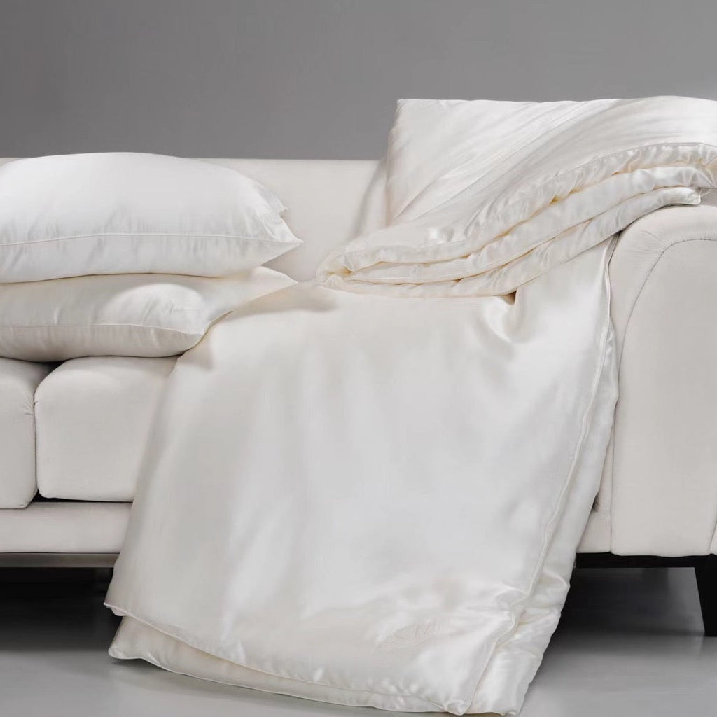All Season Silk Filled Comforter with Silk Shell