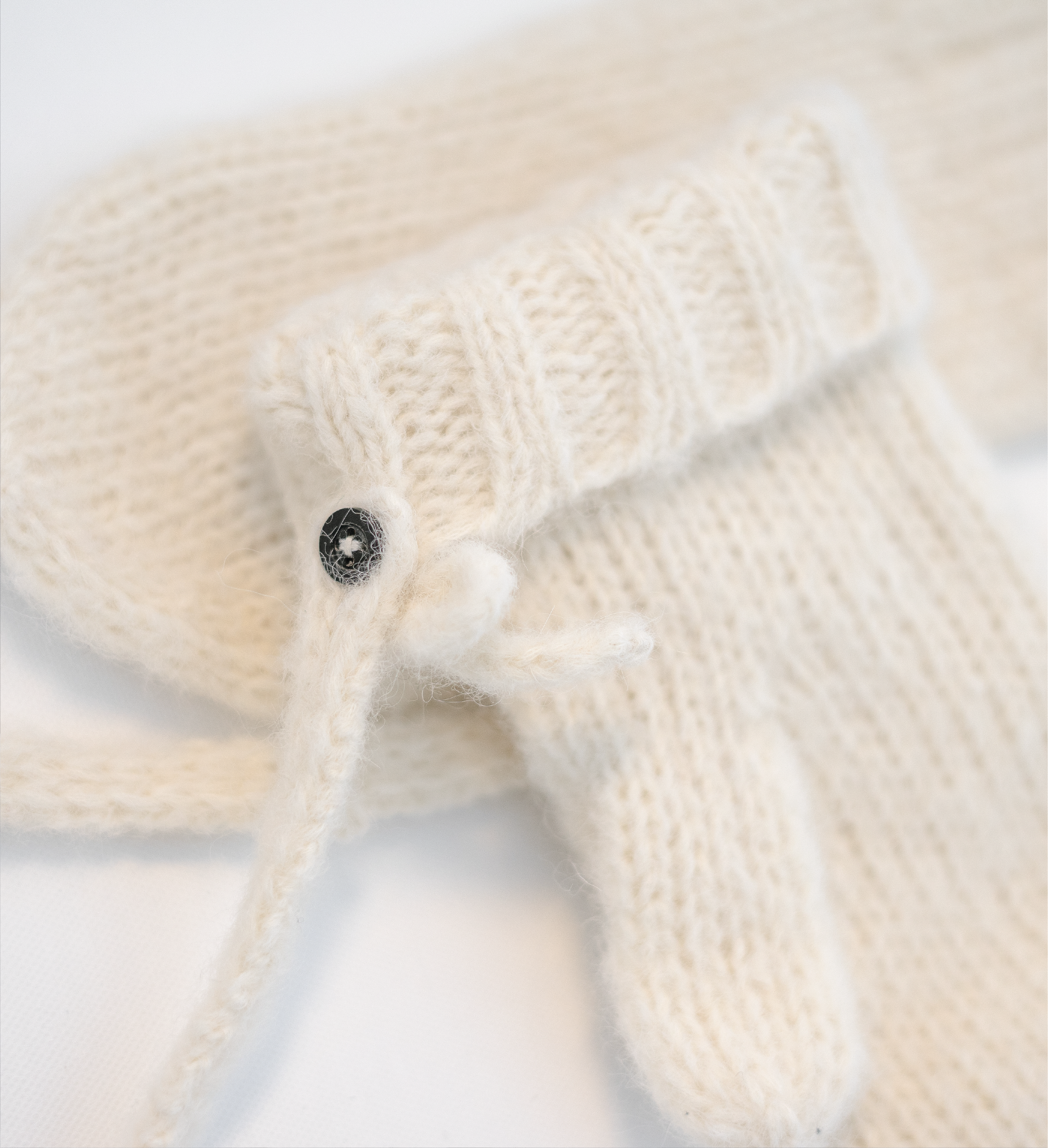 Cosset Mittens