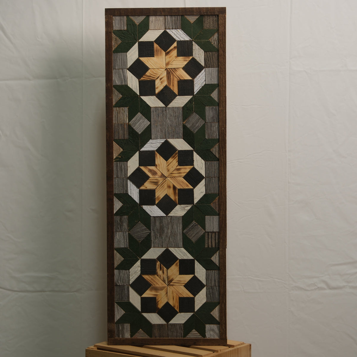 Handmade Amish Barn Quilt Banner Wall Art – 10.5in x 30in Reclaimed Wood Mosaic