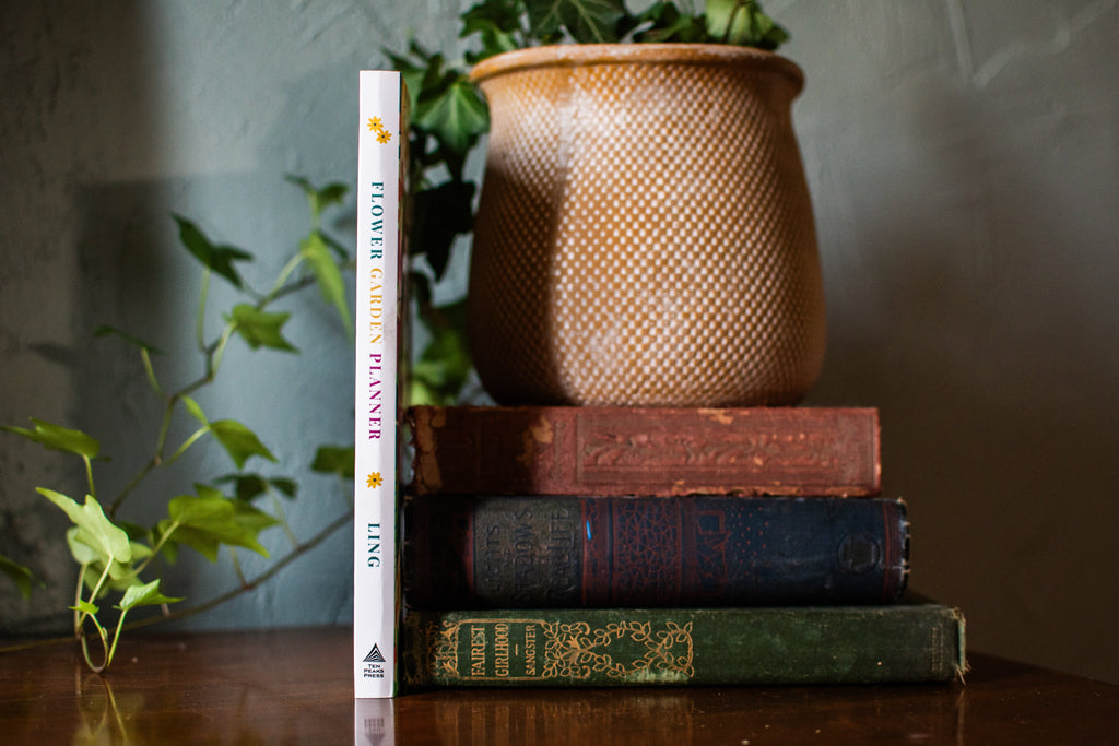 The Bricks 'n Blooms Beautiful and Easy-Care Flower Garden Planner