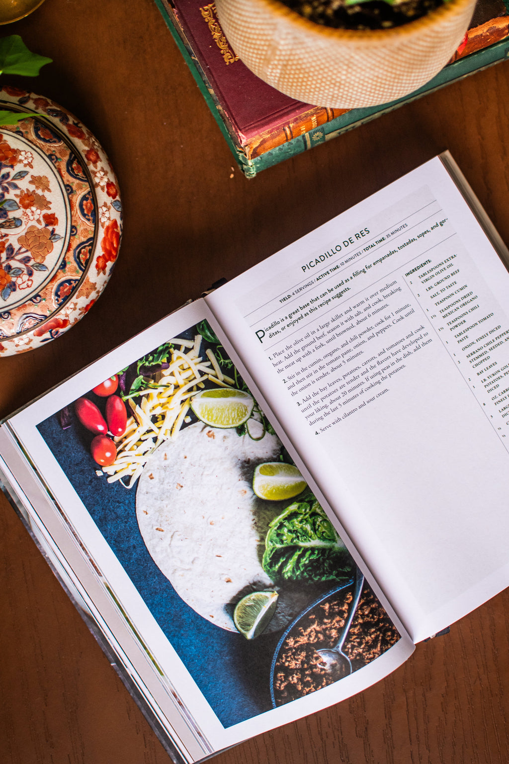 Mexican Food: The Ultimate Cookbook