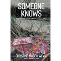 Someone Knows - Paperback