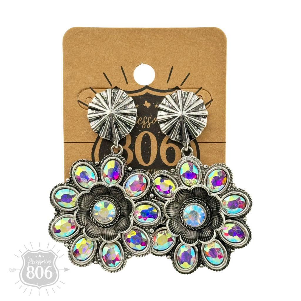 Western flower shape earring on post