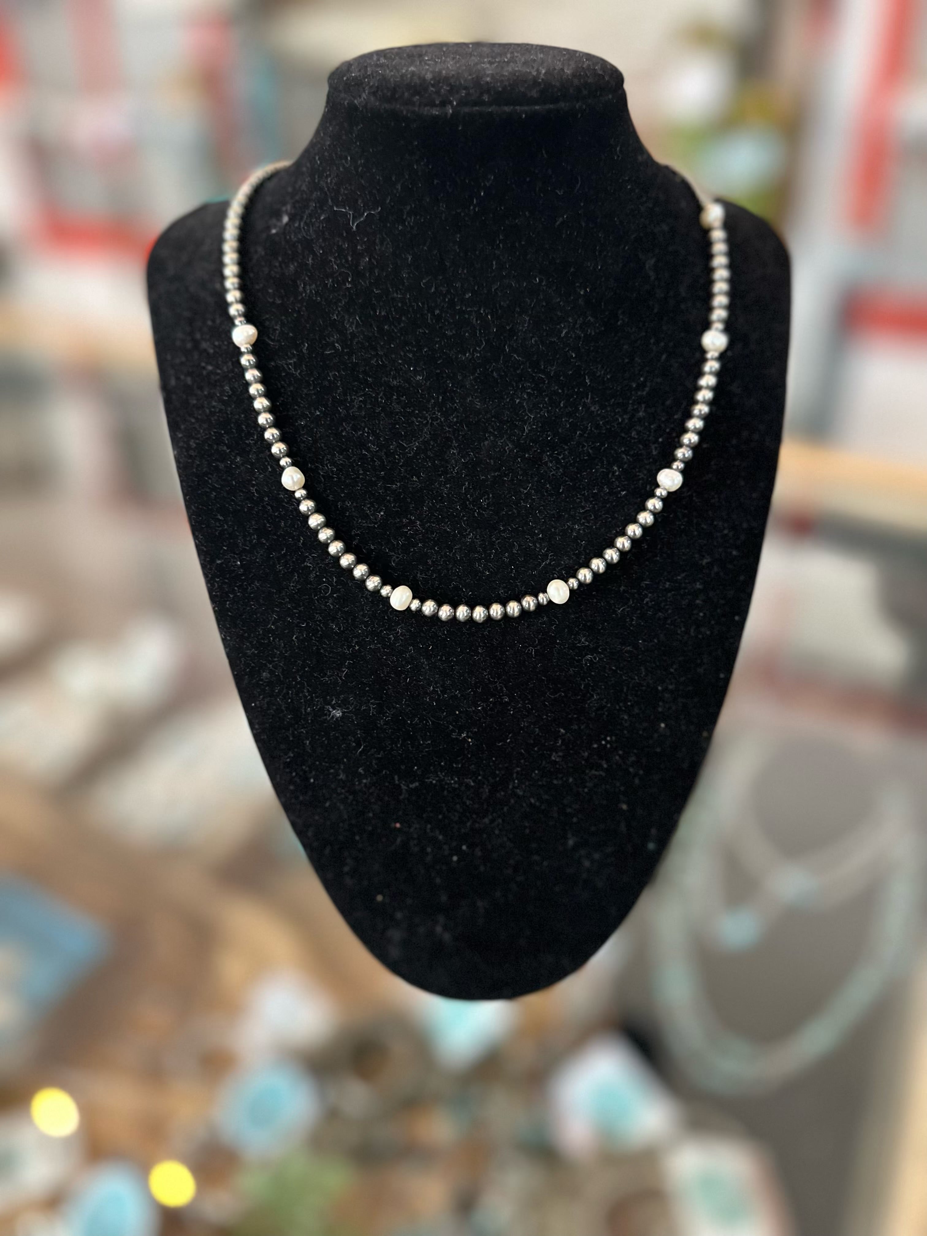 Jackie O Navajo Pearls