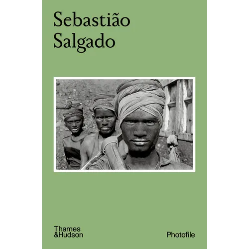 Sebastião Salgado (Photofile) - Paperback