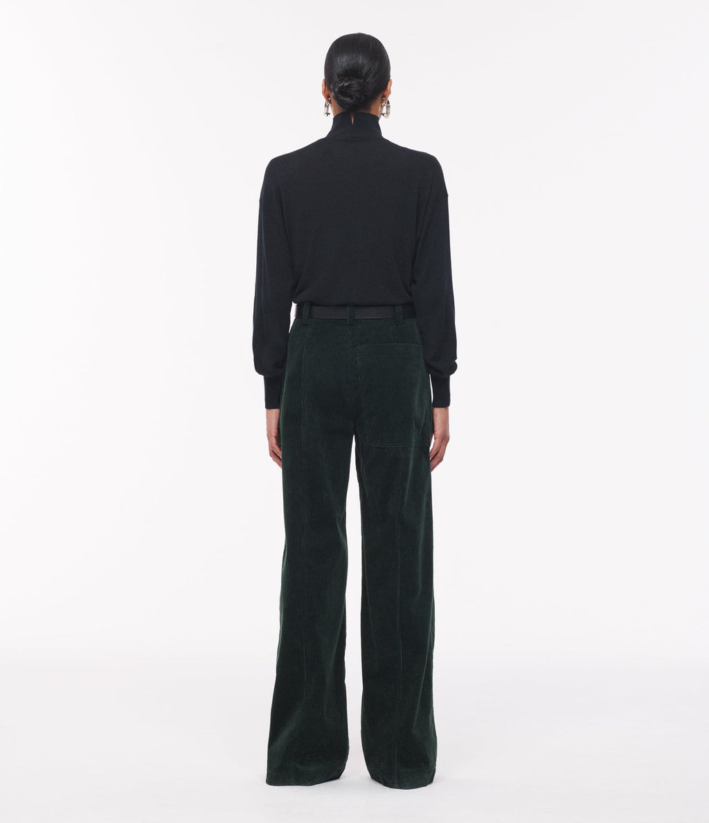 Featherweight Turtleneck | Black